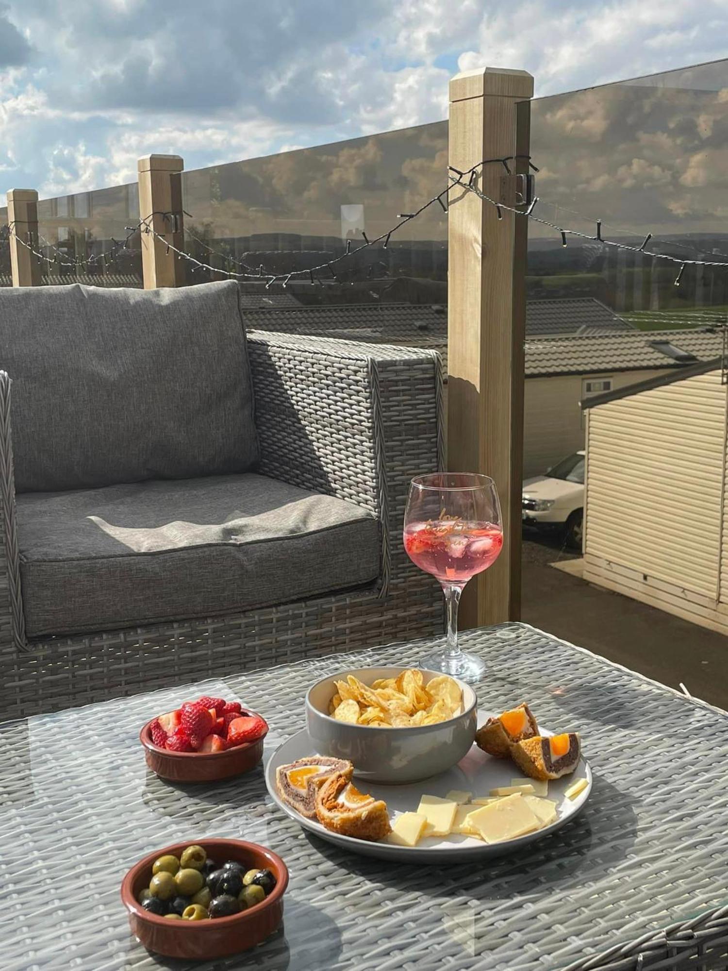 Ribble Valley Lodge Retreat Джисберн Экстерьер фото